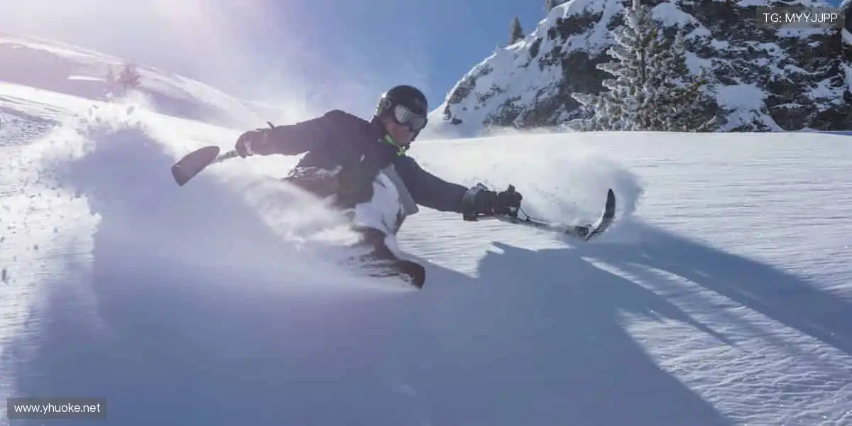 赛场周边，点燃热爱！🎉